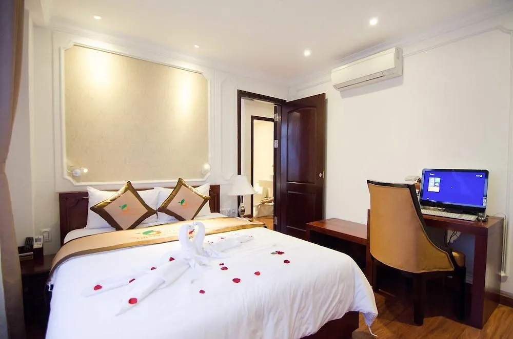 Orange Hotel Da Nang 3*,